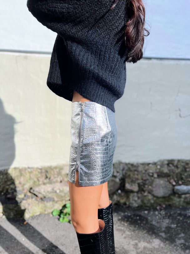 Taiiia PU Mini Skirt - Silver  - Image 2