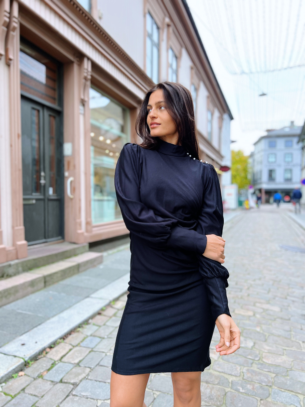Rifa Button Puff Dress - Black  - Image 7