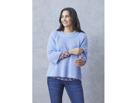 Sisan Blue Knit Pullover