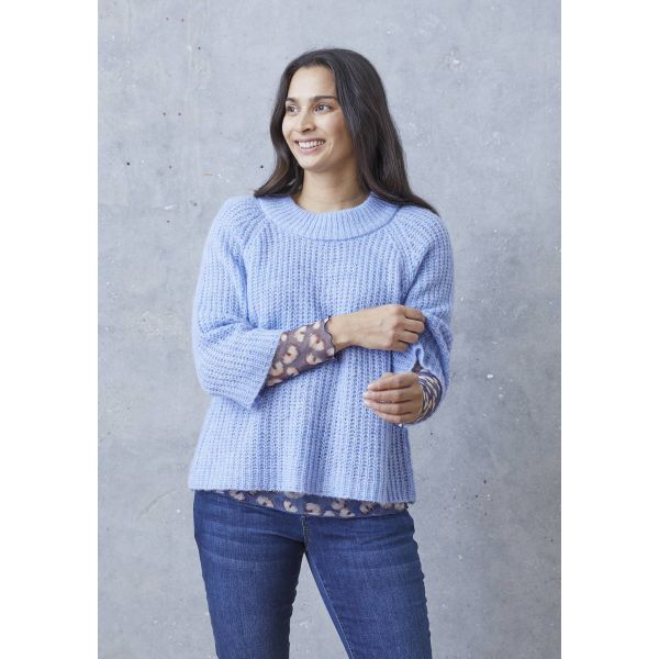 Sisan Blue Knit Pullover