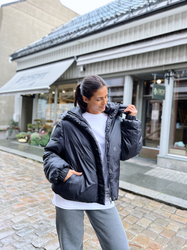 Nylon Short Puffer Jacket - Black - Image 7
