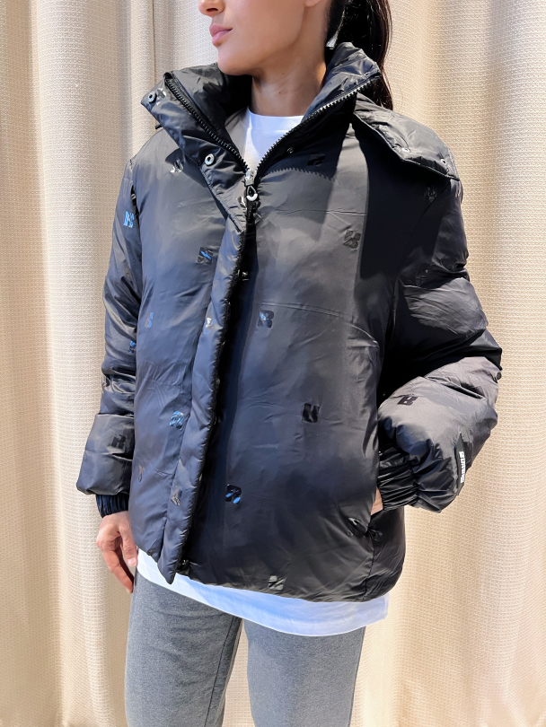 Nylon Short Puffer Jacket - Black - Image 10