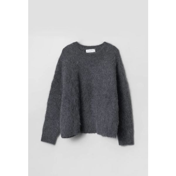 MOUNTAIN OVERSIZED FURRY JUMPER CHARCOAL GREY
