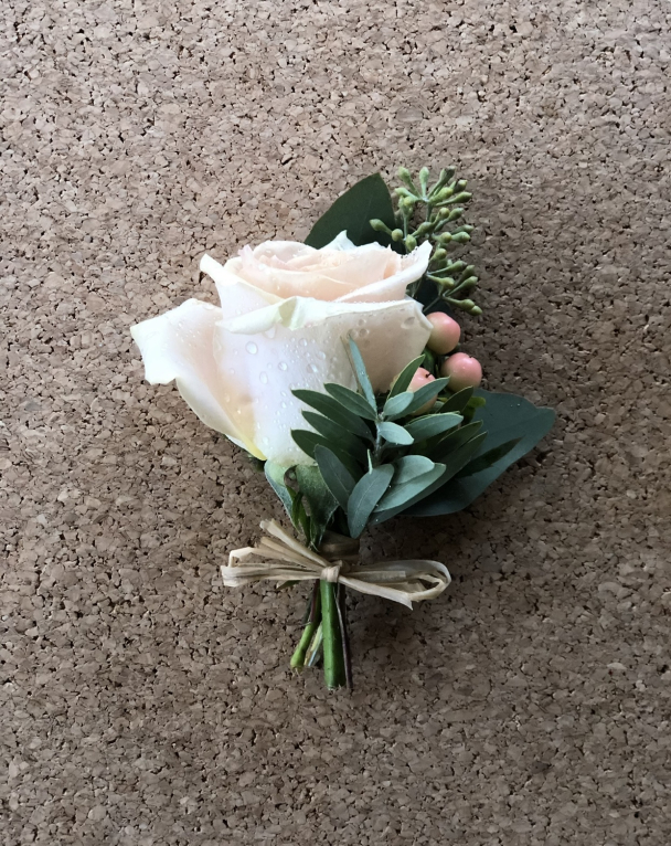Corsage - Image 4