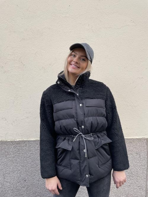 Oxana 4 Jacket