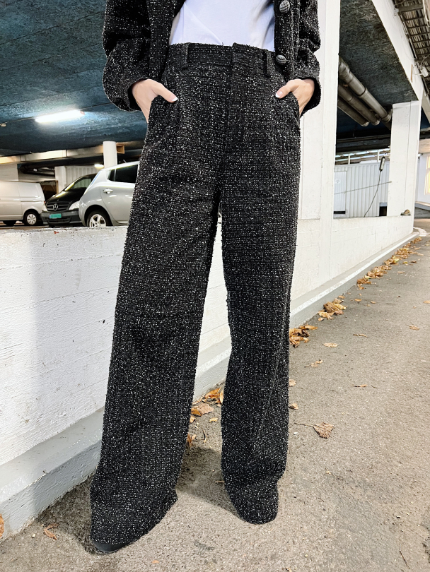 Jeanetta Pants - Black - Image 1