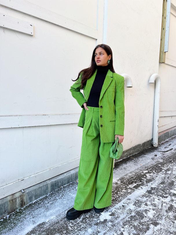 Megan Pants - Image 4