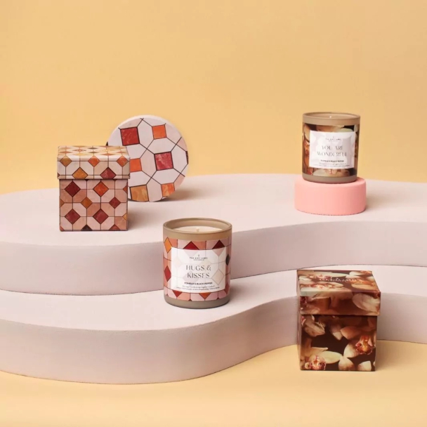 TGL Candle "Hugs&Kisses"  - Image 2