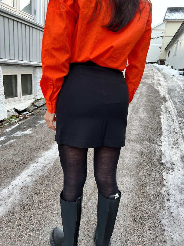 Loui Short Skirt - Black  - Image 3
