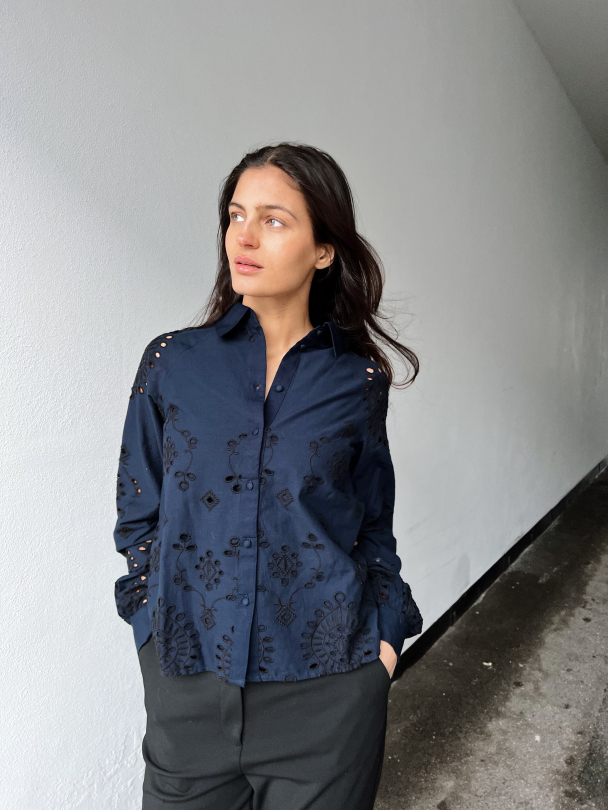 Oma Shirt - Sky Captain - Image 8