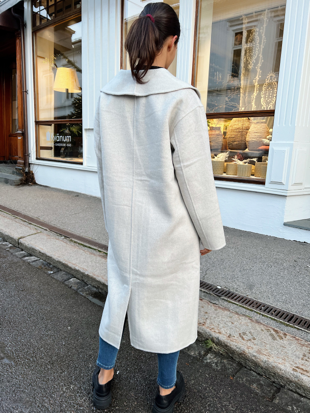 Alma Handmade Wool Mix Coat - Light Grey Melange - Image 6