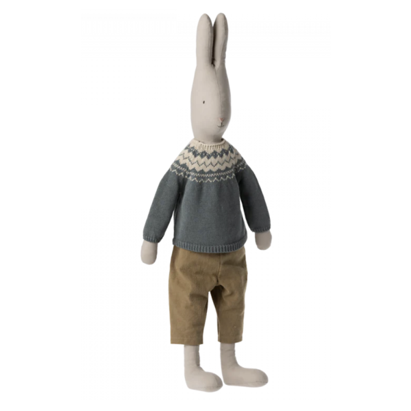 Rabbit size 5, med bukse og strikket genser