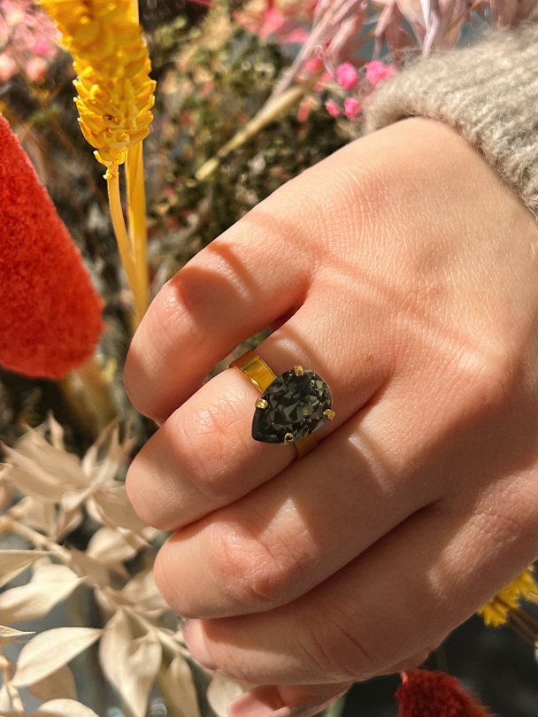 Mini Drop Ring - Black Diamond
