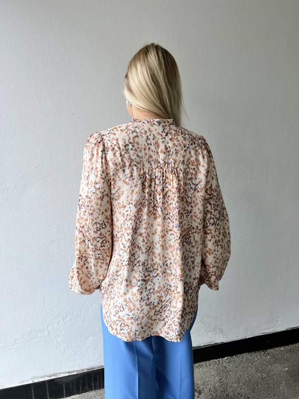 Cosmos Shirt - Dark Chalk - Image 5