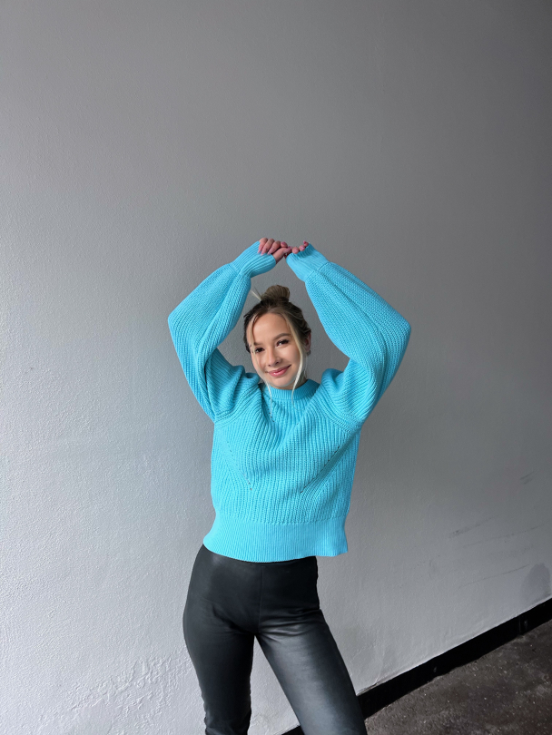 Matello Knit Pullover - Blue Topz - Image 6