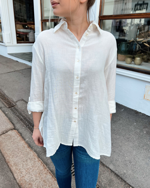 Svea Shirt - Star White  - Image 1