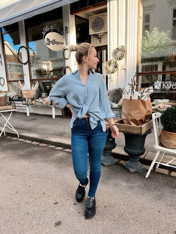 Svea Shirt - Ashley Blue - Image 4