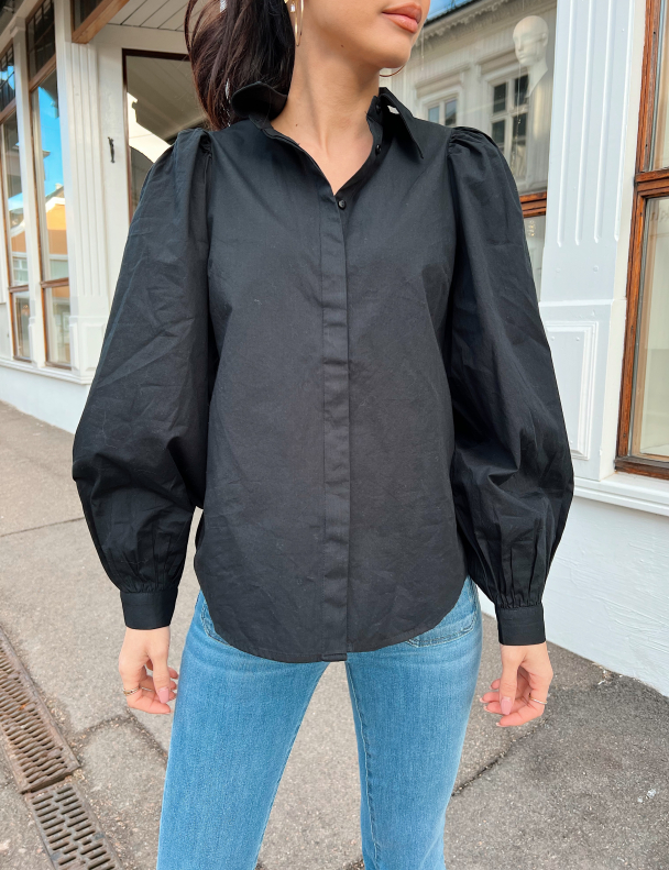 Polly Shirt - Black  - Image 1