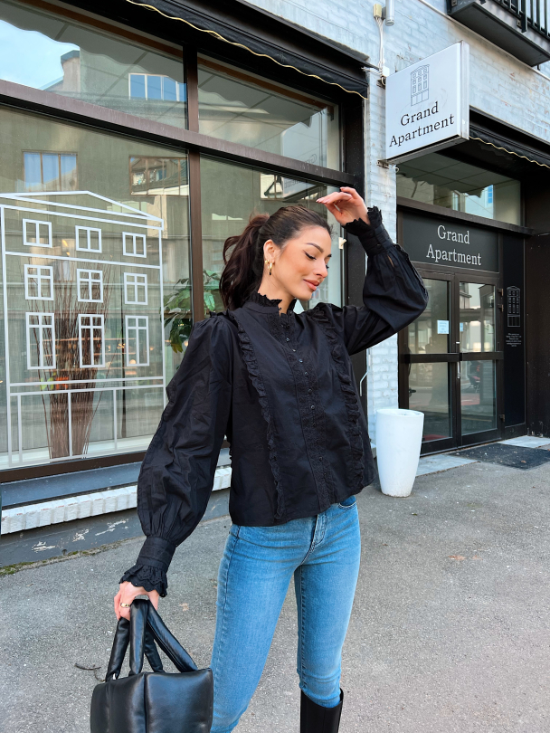 Siv Shirt - Black  - Image 4