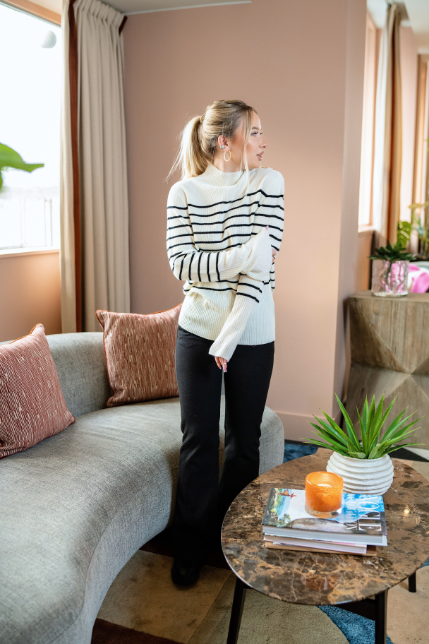 Anchor Sweater - Image 5