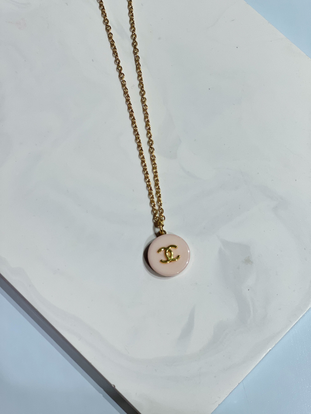 Vintage Chanel Medium - Gold/Baby Pink  - Image 1