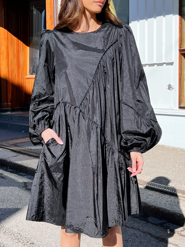 Hesla Dress - Black  - Image 1