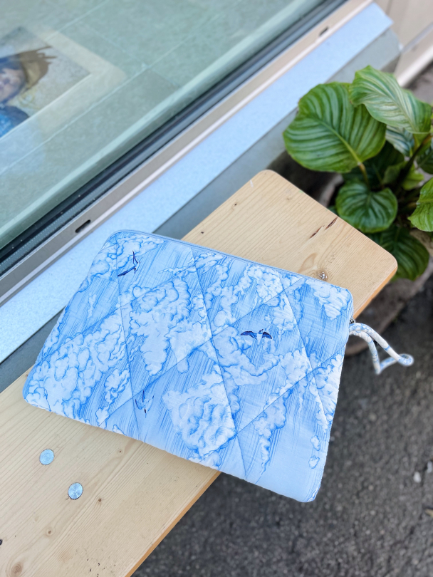 Strandfiol Laptop Case - Blue Cloud Print  - Image 2