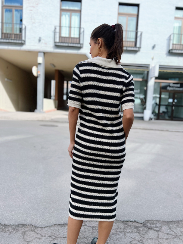 Croc Knit Dress - Image 3
