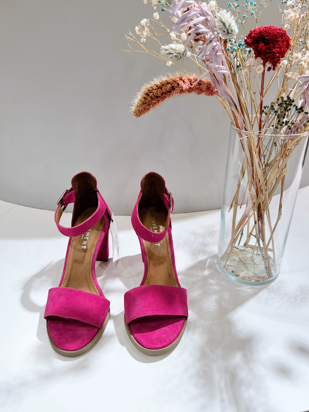 Silke - Pink  - Image 2