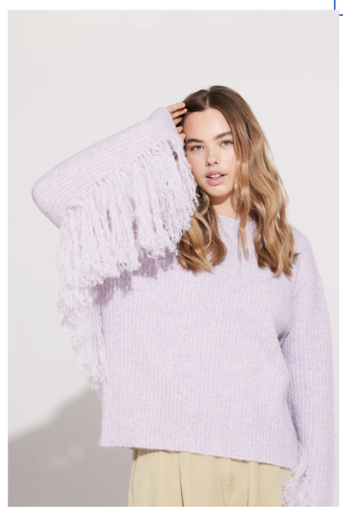Runde Fringe Sweater | Runde Fringe Sweater i Lilac fra ILAG
