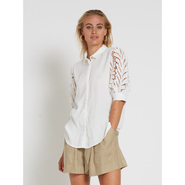 BRUUNS BAZAAR Lilli Karrie Shirt - Image 3