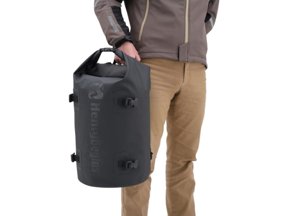 DH-748 Water-Resistant Backpack Black