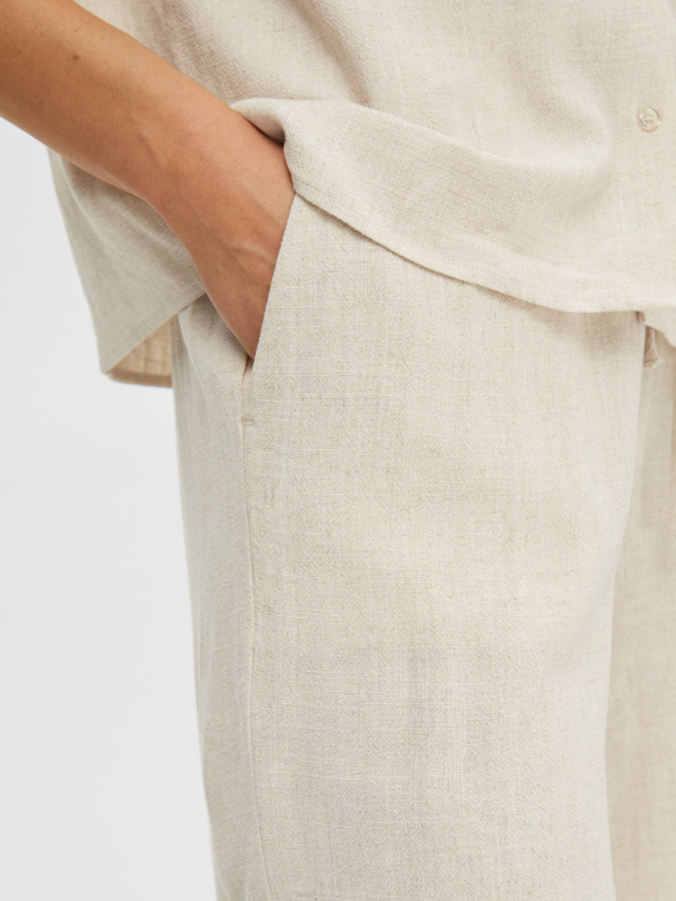 SELECTED FEMME Viva Shorts - Image 4