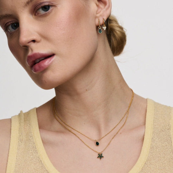 ORELIA Emerald Crystal Flower Necklace - Image 3