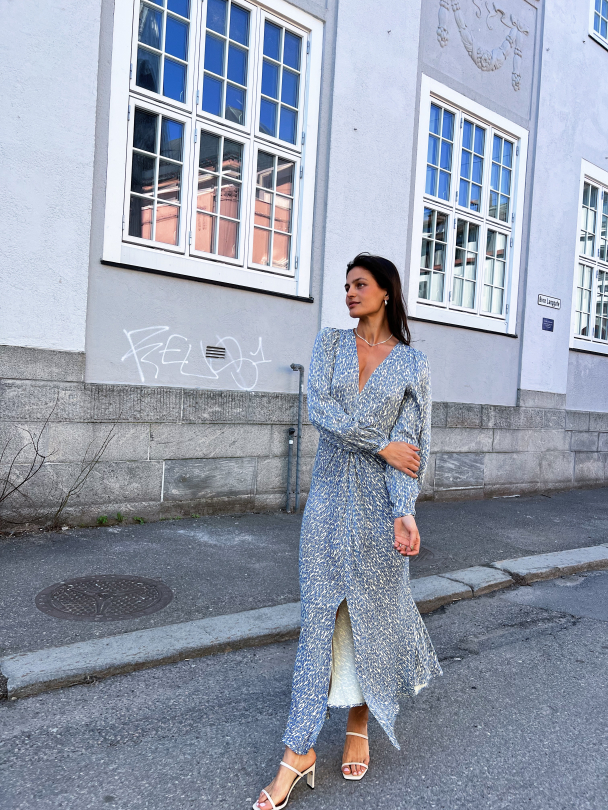 Rattan Dress - Cornflower Blue - Image 6