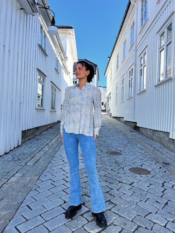 Mallow Shirt - Amparo Blue  - Image 5