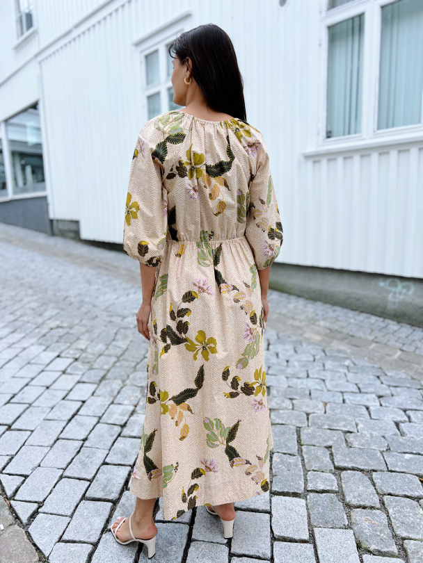 Trento Maxi Dress - Dark Chalk - Image 3
