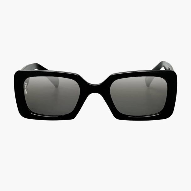 Louey Black - Image 1
