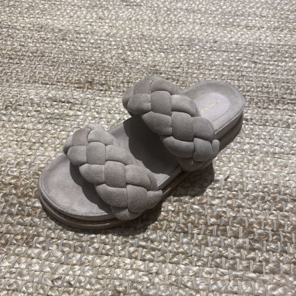 Fashionista Sandal Biscuit