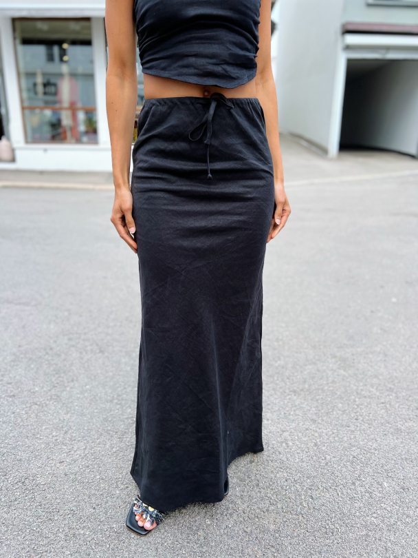 Catalina skirt - Black - Image 1