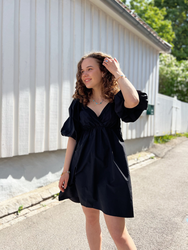 Bera Short Dress - Black  - Image 6