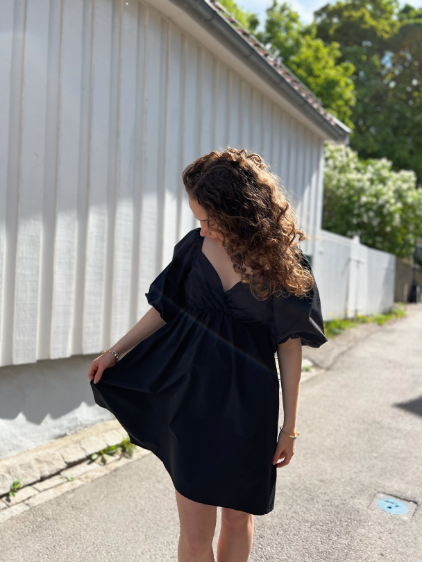 Bera Short Dress - Black  - Image 7