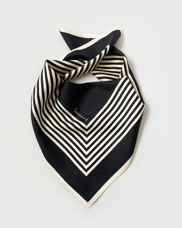 NO.2 Scarf - 65 cm - Image 2