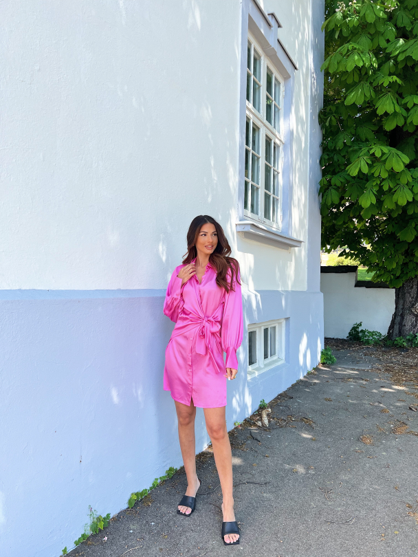 Noon Dress Hot Pink - Image 5