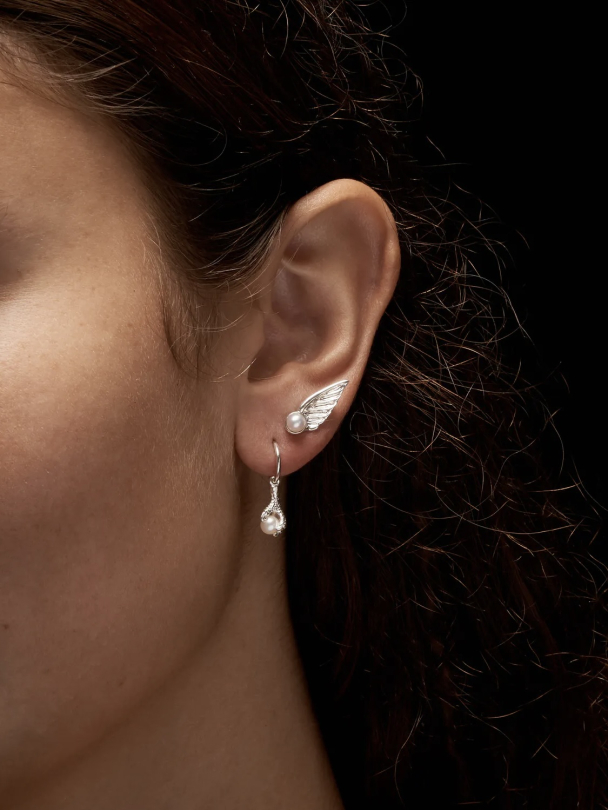 Tiny Claw Pearl Earring - Silver - Freshwater Pearl - Image 2