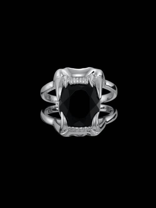 Jaw Stone Ring - Silver - Spinel