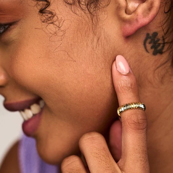 ORELIA Ridged Ring  - Image 3