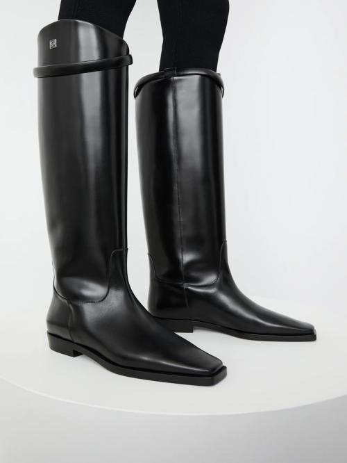 The Riding Boot 