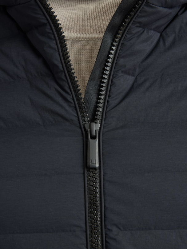 Sirius Hooded Jacket - Image 3