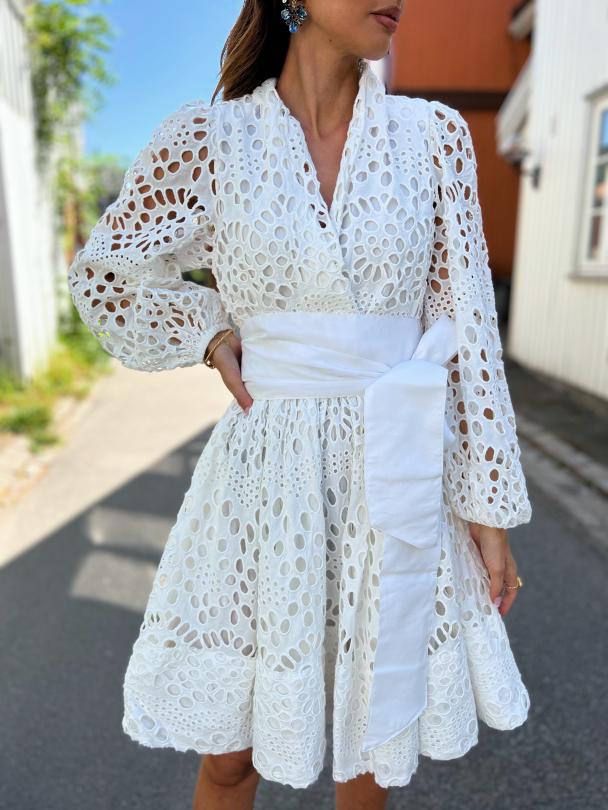 Bow Wow Dress - Hvit  - Image 1